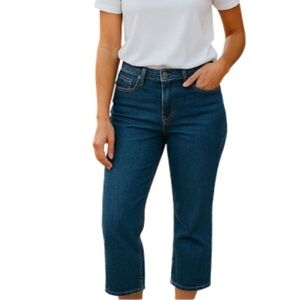 LEVIS Pedal Pusher Jeans Blue Medium Wash Red Tab Midrise Size 27